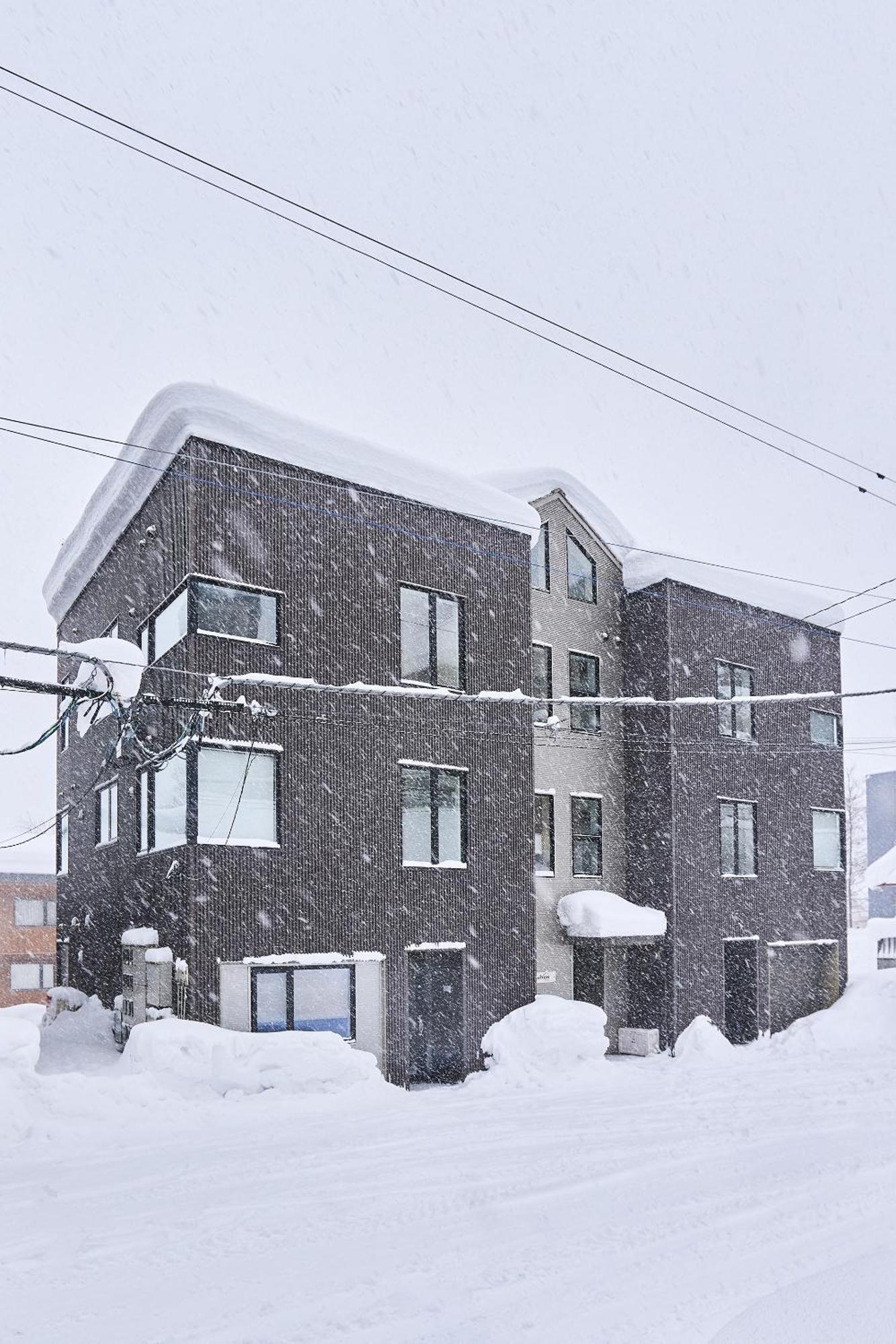 นิเซโกะ เซ็นทรัล เฮาส์ แอนด์ อพาร์ตเมนต์ Apartment คุตชาน ภายนอก รูปภาพ