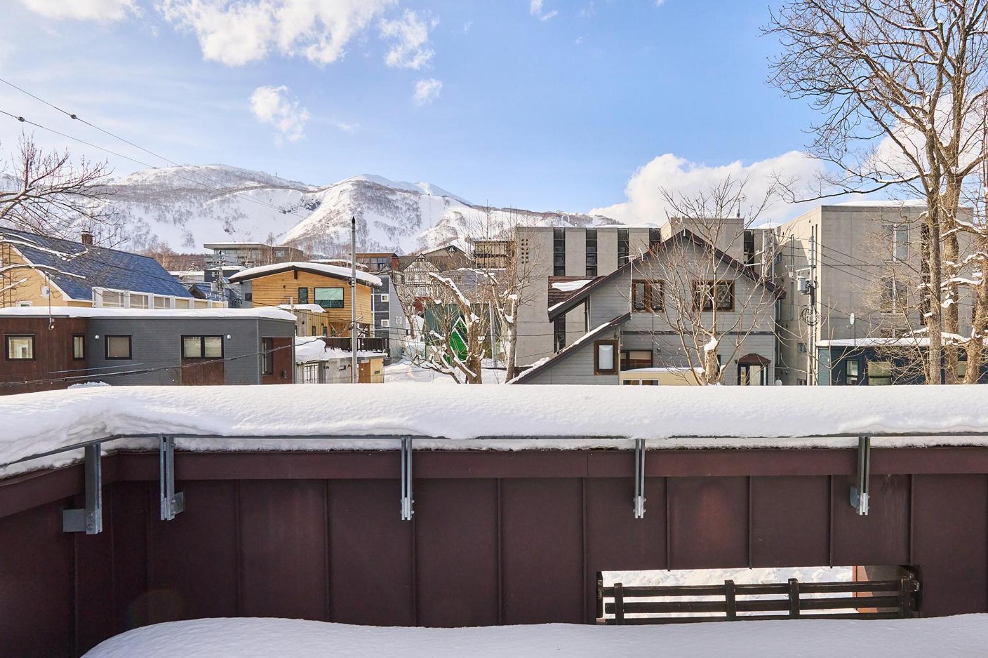 นิเซโกะ เซ็นทรัล เฮาส์ แอนด์ อพาร์ตเมนต์ Apartment คุตชาน ภายนอก รูปภาพ